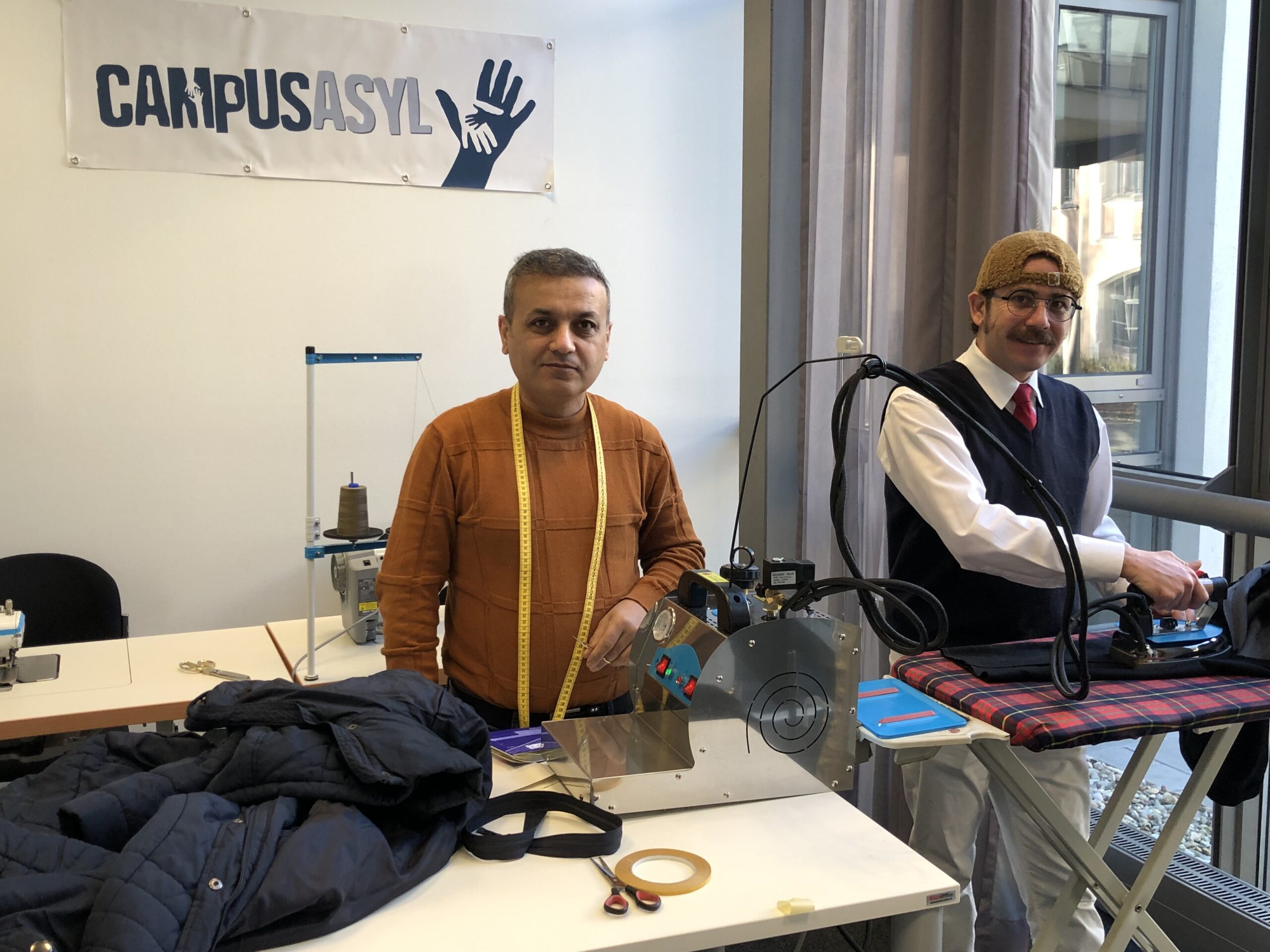 “Wir möchten etwas zurückgeben” – Soziale Nähwerkstatt gestartet